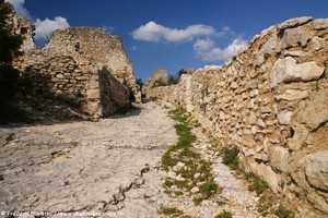 remparts de saint-saturnin-les-apts