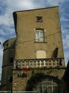 la mairie de Viens