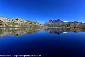 reflets dans le lac du Puy Vachier