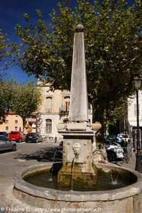 fontaine de Trans-en-Provence