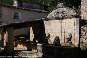 fontaine de Castellet-en-Luberon