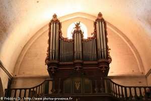 orgue de l'église de Cucuron