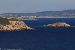 pointe des Engraviers, &icirc;le Rousse et pointe de la Cride