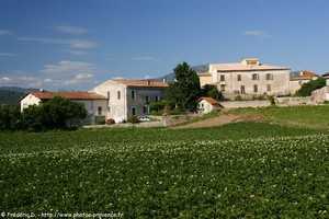 le hameau de la b&eacute;gude blanche