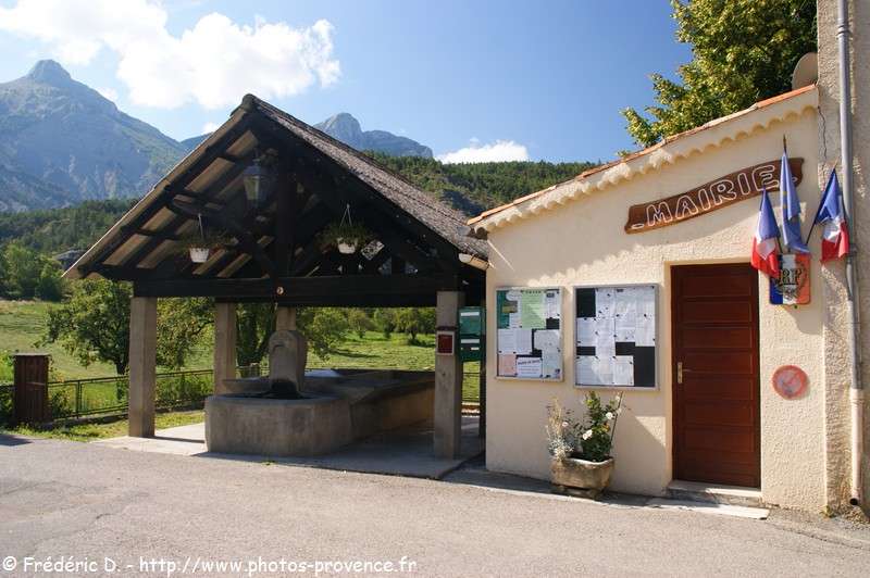 la mairie de Draix