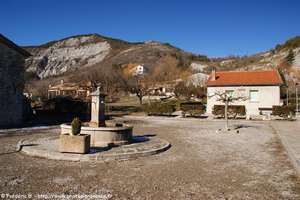 la mairie de barret-sur-m&eacute;ouge