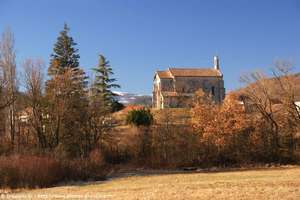 l'&eacute;glise Saint-Michel de Barret-le-Bas