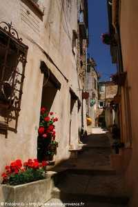 ruelle de berre-les-alpes