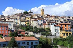 village de Gatti&egrave;res