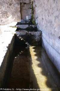 lavoir de Saint-Auban