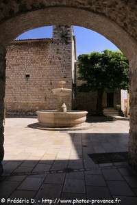 fontaine de Saint-Jeannet