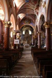 intérieur de l'église Saint-Sauveur