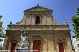 l'&eacute;glise Notre-Dame de l'Assomption de Lambesc