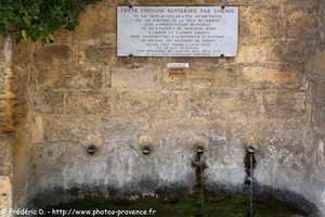 bono font de Lambesc