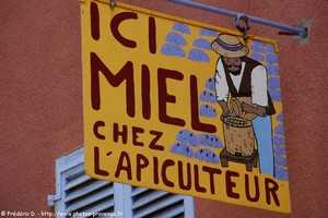 miel à aiguines