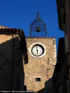 la tour de l'horloge d'aups