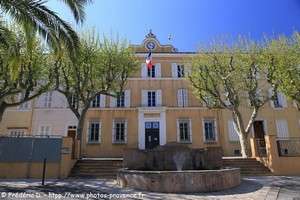 mairie de Cogolin