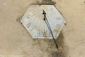 cadran solaire de Fox Amphoux