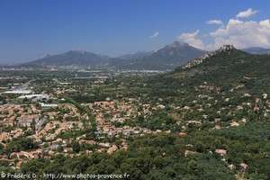 panorama sur Hyères depuis le château médiéval