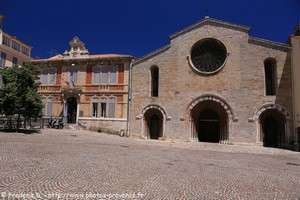 l'église Saint-Louis de Hyères