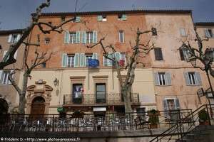 la mairie de la cadière d'azur