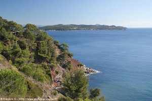 pointe du Bau Rouge et la presqu'ile de Saint-Mandrier