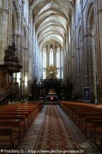 basilique Sainte-Marie Madeleine de Saint-Maximin la Saine-Baume