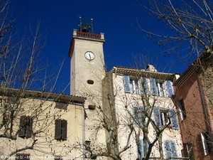 la tour de l'horloge de Signes