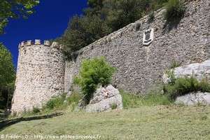 remparts de Sillans-la-Cascade