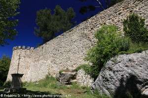 remparts de Sillans-la-Cascade