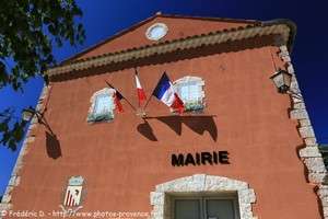 mairie de Sainte-Anastasie-sur-Issole