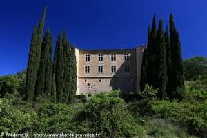 château de Vins-sur-Caramy