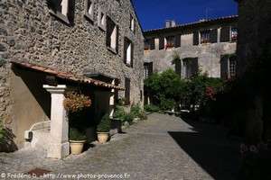 Auribeau village du Luberon