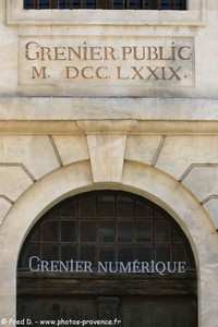 le grenier public de l'isle sur la Sorgue