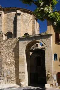 portail Soubeyran de Malaucène