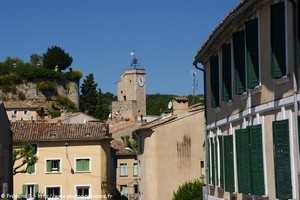 le calvaire et le beffroi de Malaucène