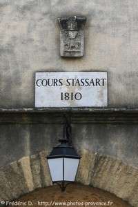 cours Stassart de Vacqueyras