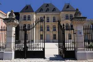 chateau de la Buzine