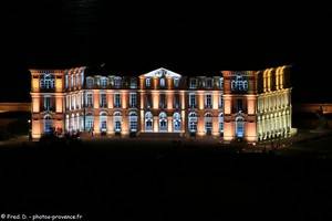le palais du Pharo la nuit