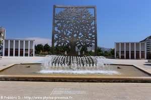 l'arbre de l'esp&eacute;rance du parc du 26&egrave;me centenaire