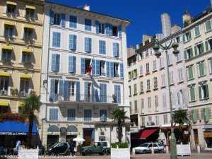 place de l'op&eacute;ra de Marseille