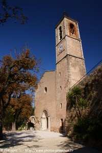 l'&eacute;glise Saint-Antonin de Bagnols-en-For&ecirc;t