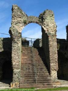 l'amphitéâtre de fréjus