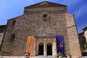 l'&eacute;glise Saint-Pierre-Saint-Paul de Roquebrune-sur-Argens