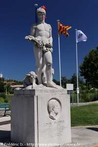 statue de Louis Pasteur