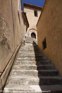 &eacute;glise Saint-Pierre et Saint-Paul de la roque-sur-pernes