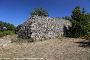 borie de la roque sur pernes