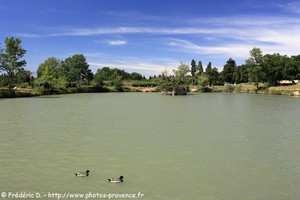 lac de Saint-Montange de Ved&egrave;ne